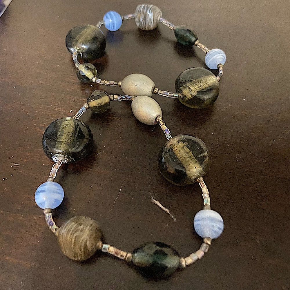 Two stretch bracelet set